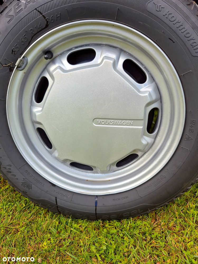 Volkswagen Passat 1.8 CL - 26