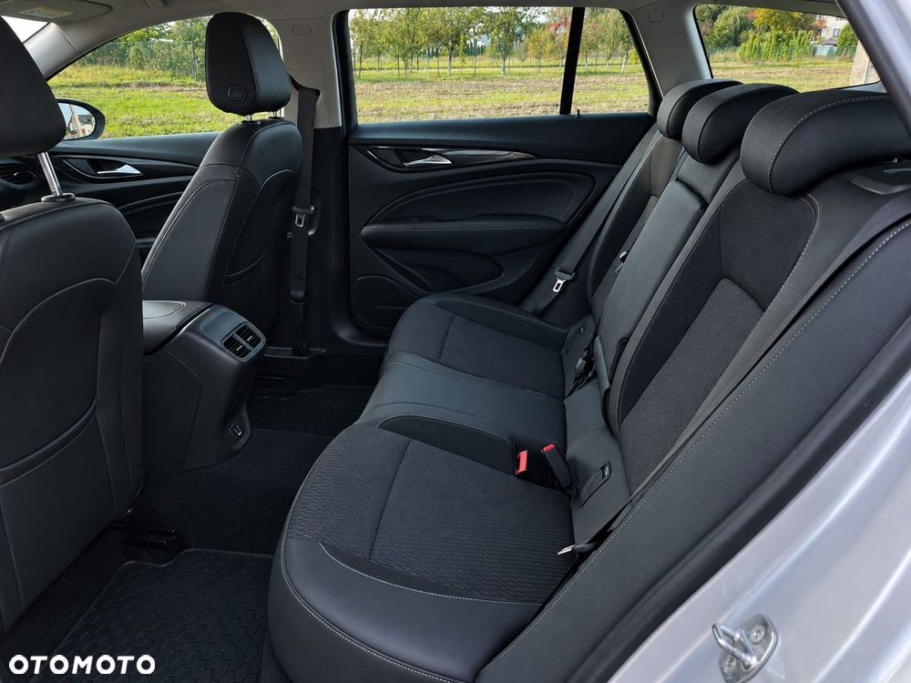 Opel Insignia 1.5 T Innovation S&S - 18