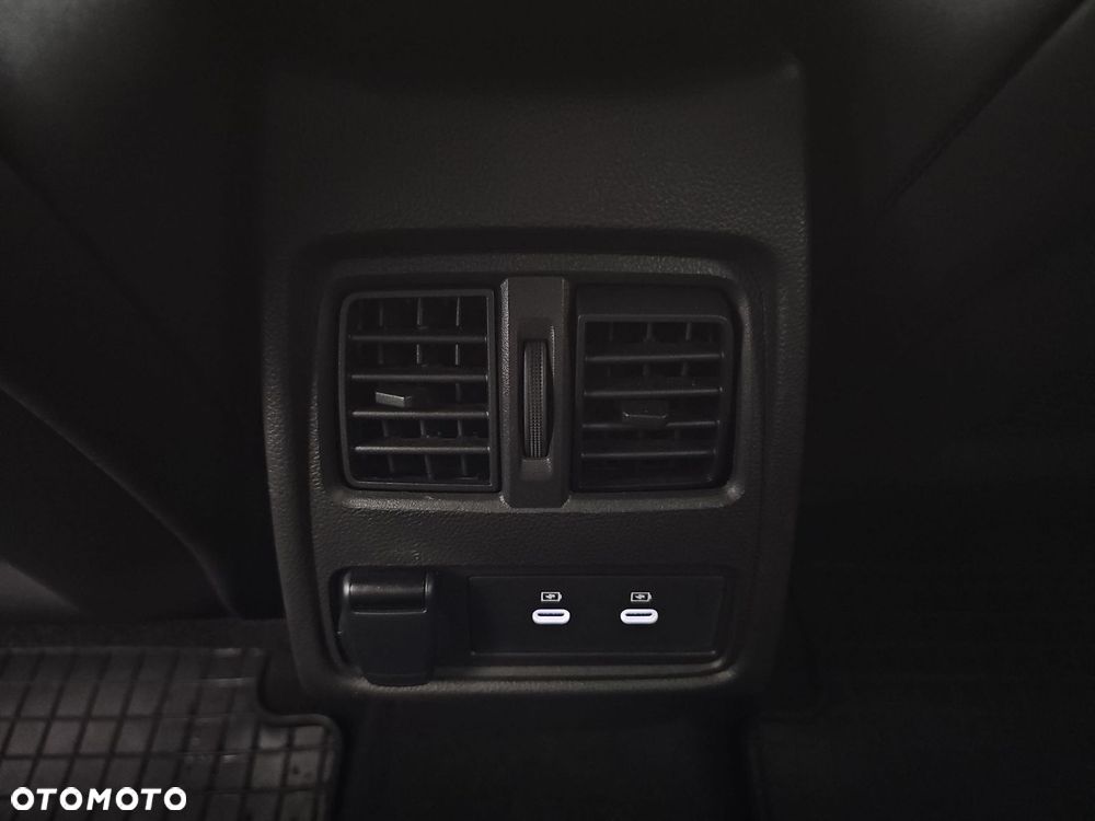 Renault Captur 1.0 TCe Techno - 27