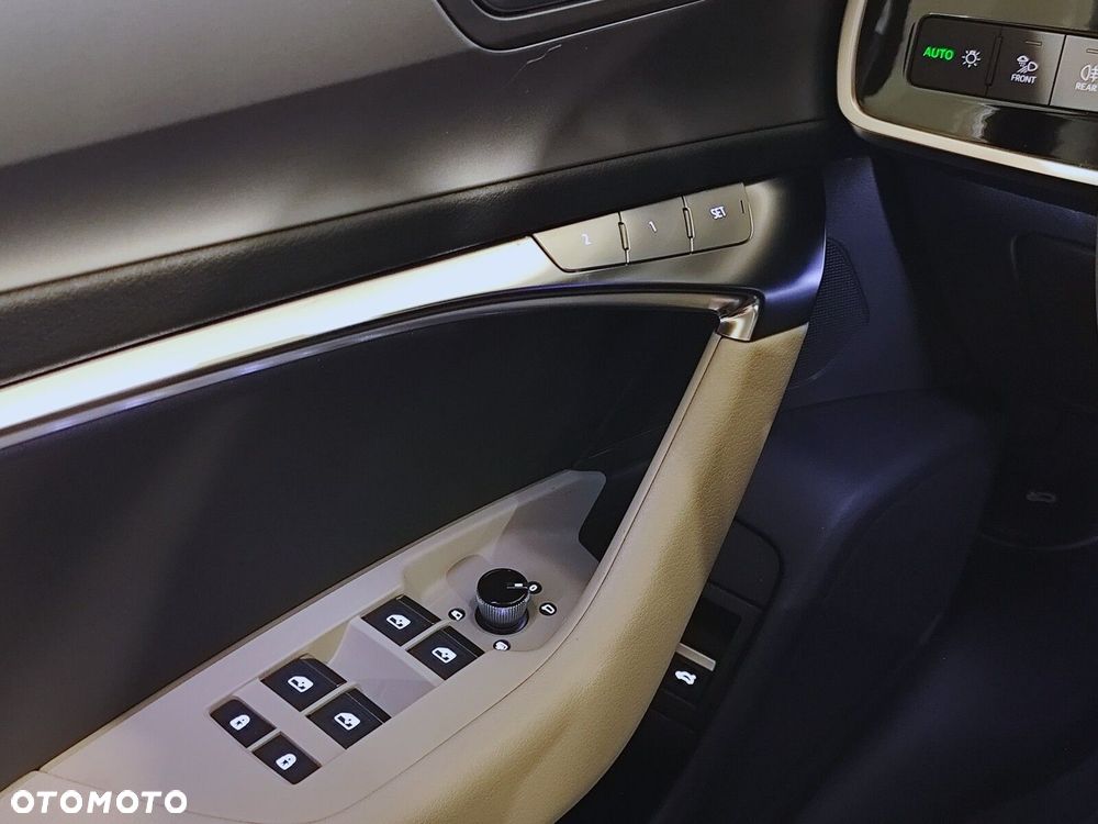 Audi A6 Allroad - 19