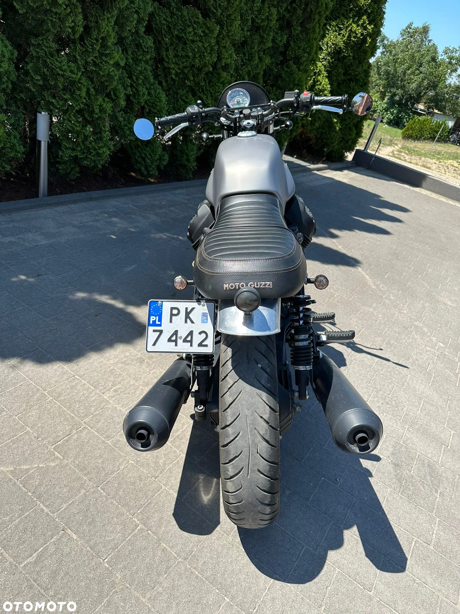 Moto Guzzi V7 - 3