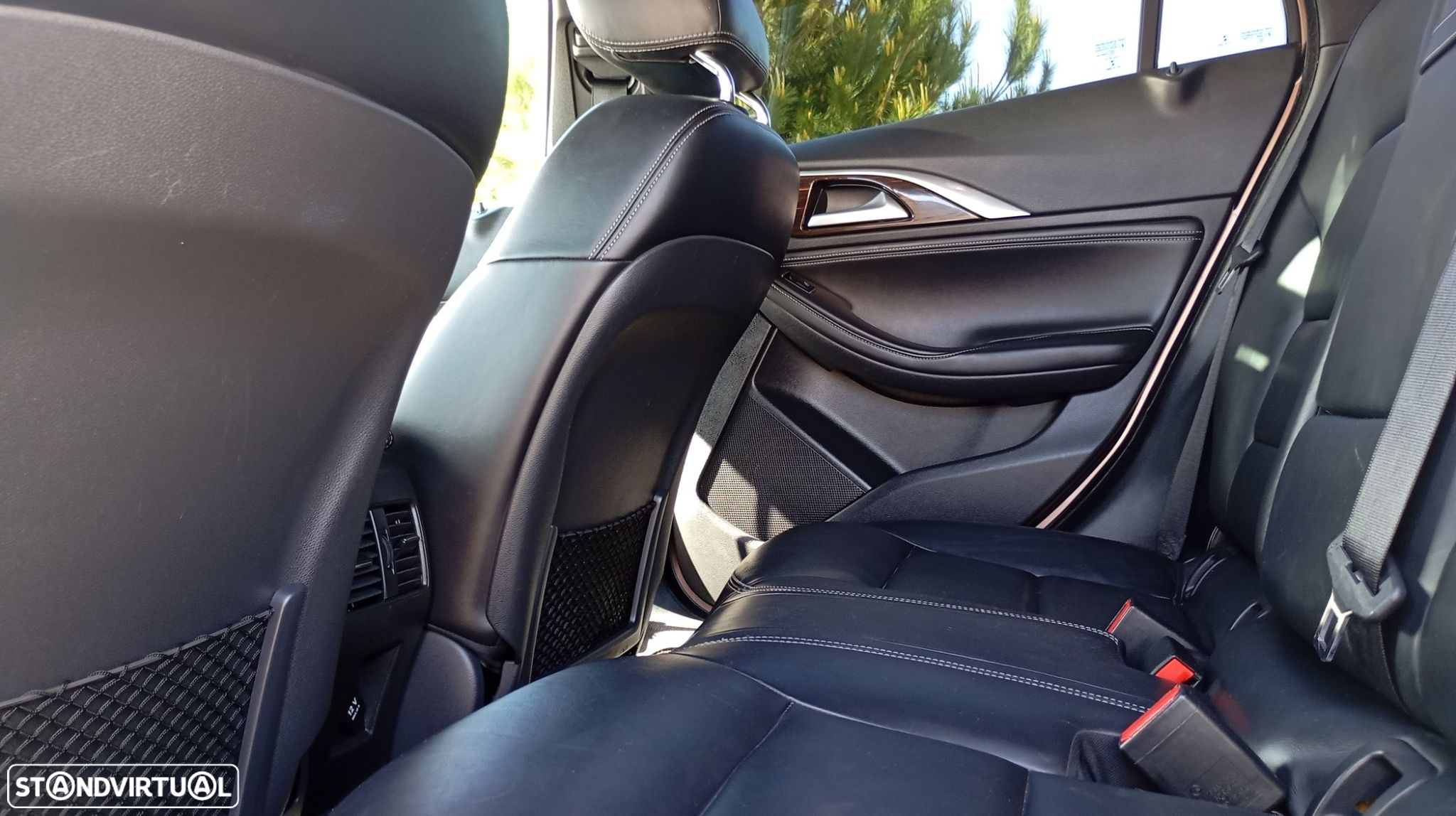 Infiniti Q30 2.2d DCT AWD Luxe Tech - 21