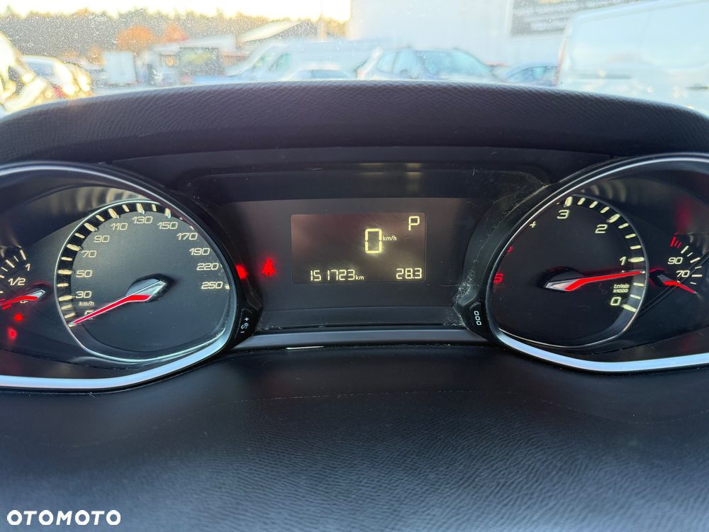 Peugeot 308 - 16