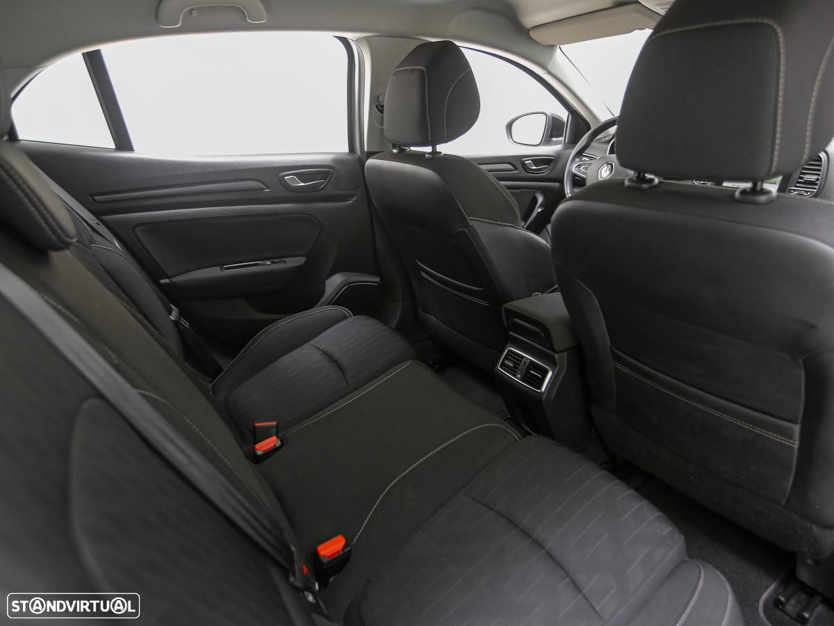 Renault Mégane 1.5 Blue dCi Limited - 11