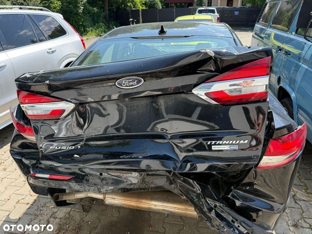 Ford Fusion 2.0 EcoBoost Titanium - 8