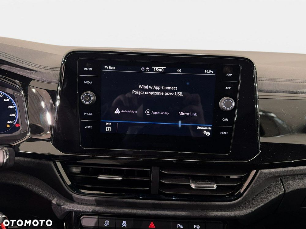 Volkswagen T-Roc - 26