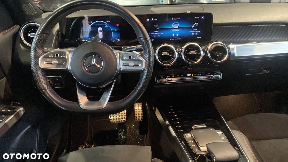 Mercedes-Benz GLB 200 AMG Line 7G-DCT - 10