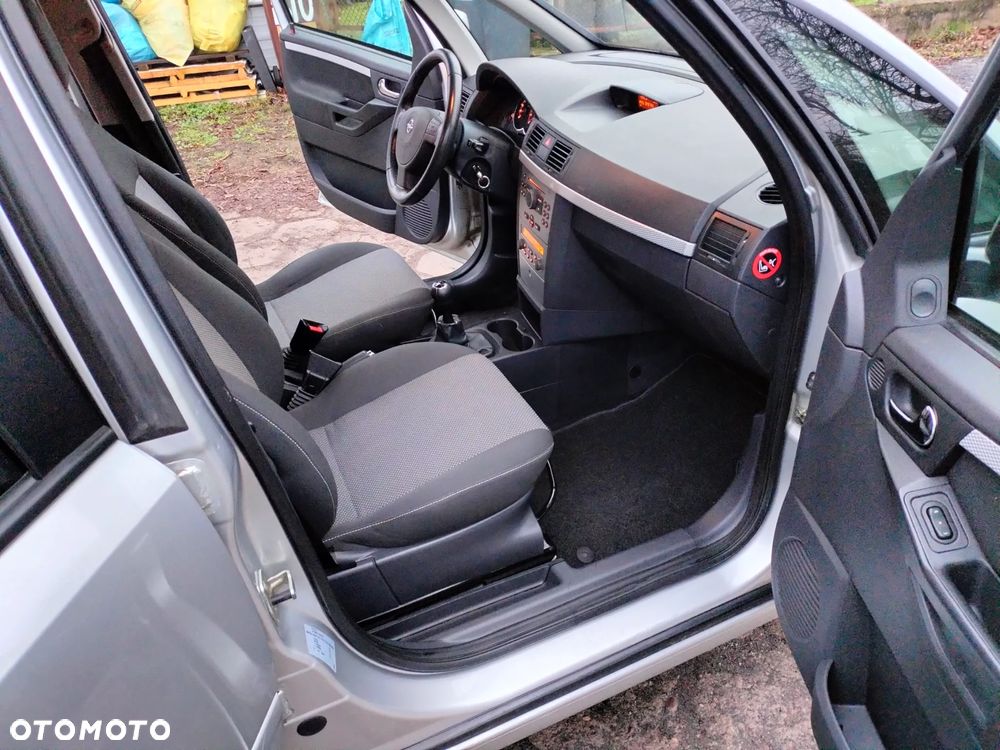 Opel Meriva 1.6 16V Cosmo - 7