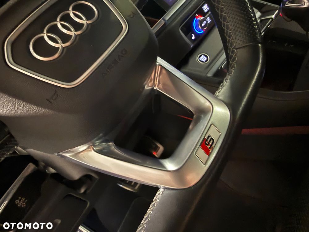Audi Q3 Sportback 40 TFSI Quattro S-Line S tronic - 26