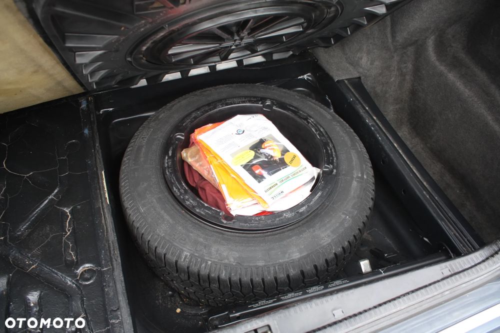 Mercedes-Benz W124 (1984-1993) - 17