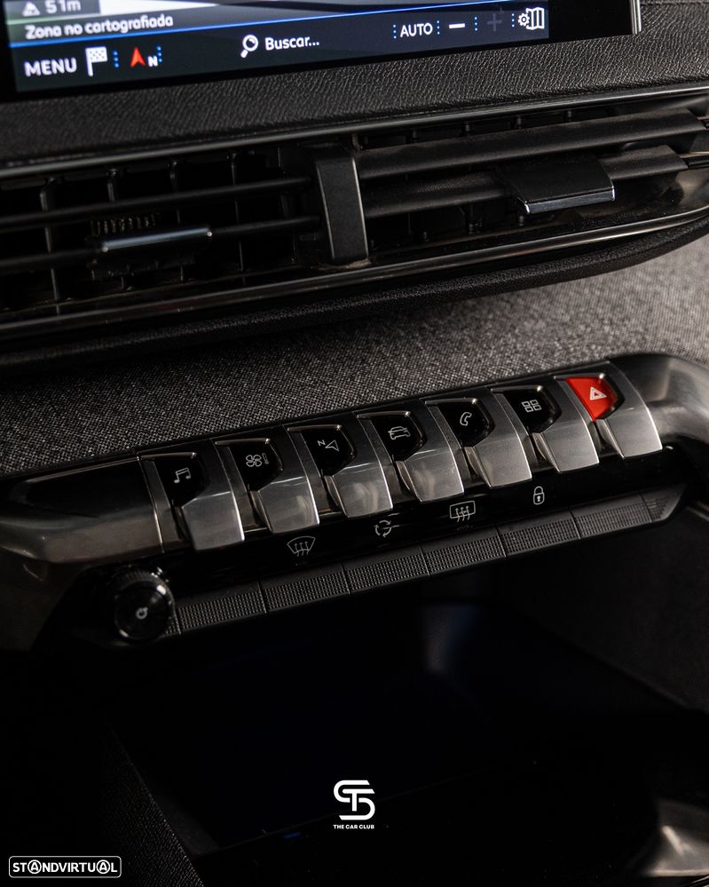 Peugeot 3008 1.2 PureTech Allure - 18