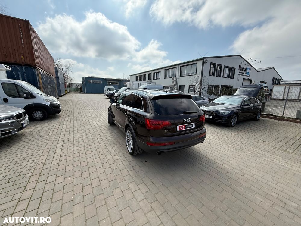 Audi Q7 3.0 TDI Quattro Tip - 9