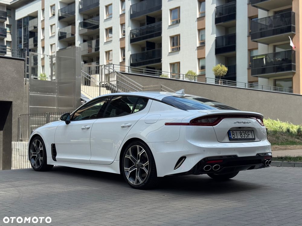 Kia Stinger 2.0 T-GDI GT Line - 14