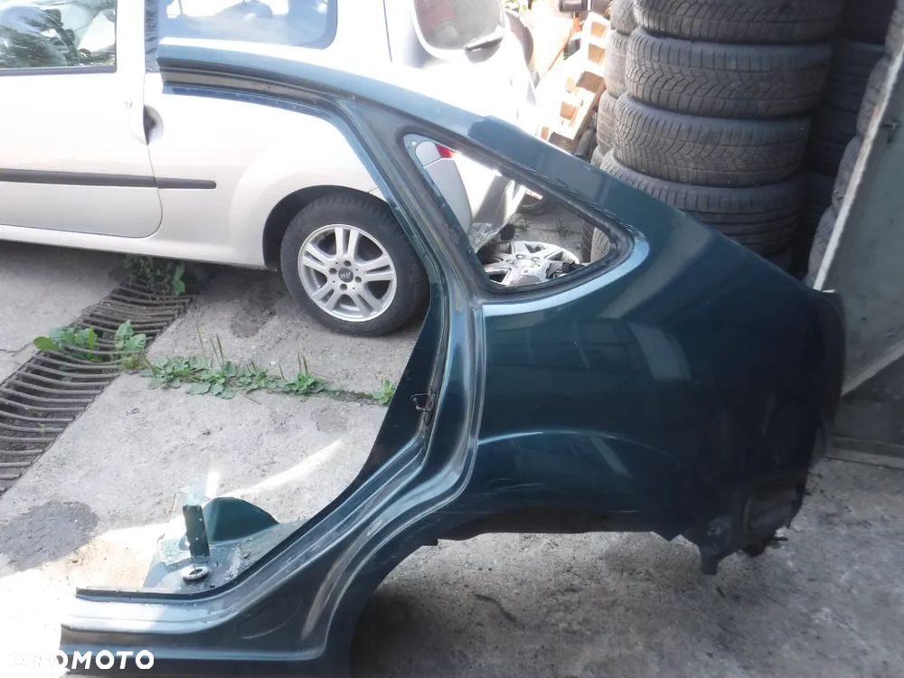 Ford Focus  MK2  cwiartka tyl blotnik HB 5D t4 - 2