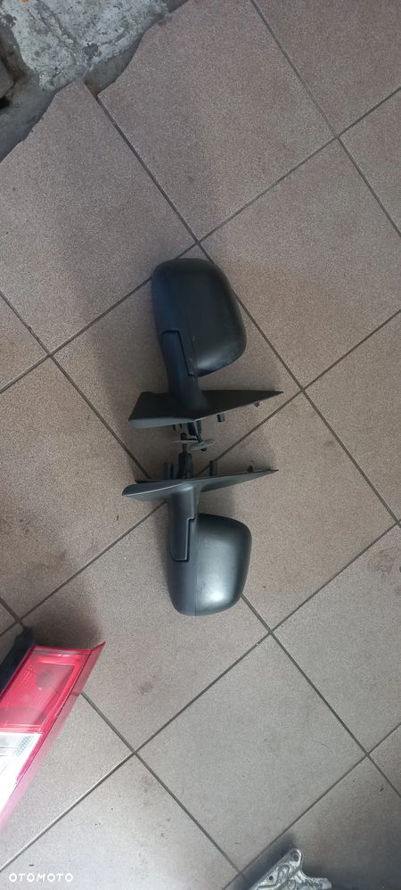LUSTERKO MANUALNE LEWE prawe  DACIA  DOKKER 12- - 1