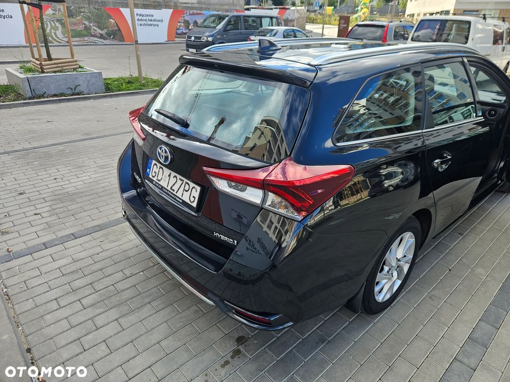 Toyota Auris Hybrid 135 Premium - 5
