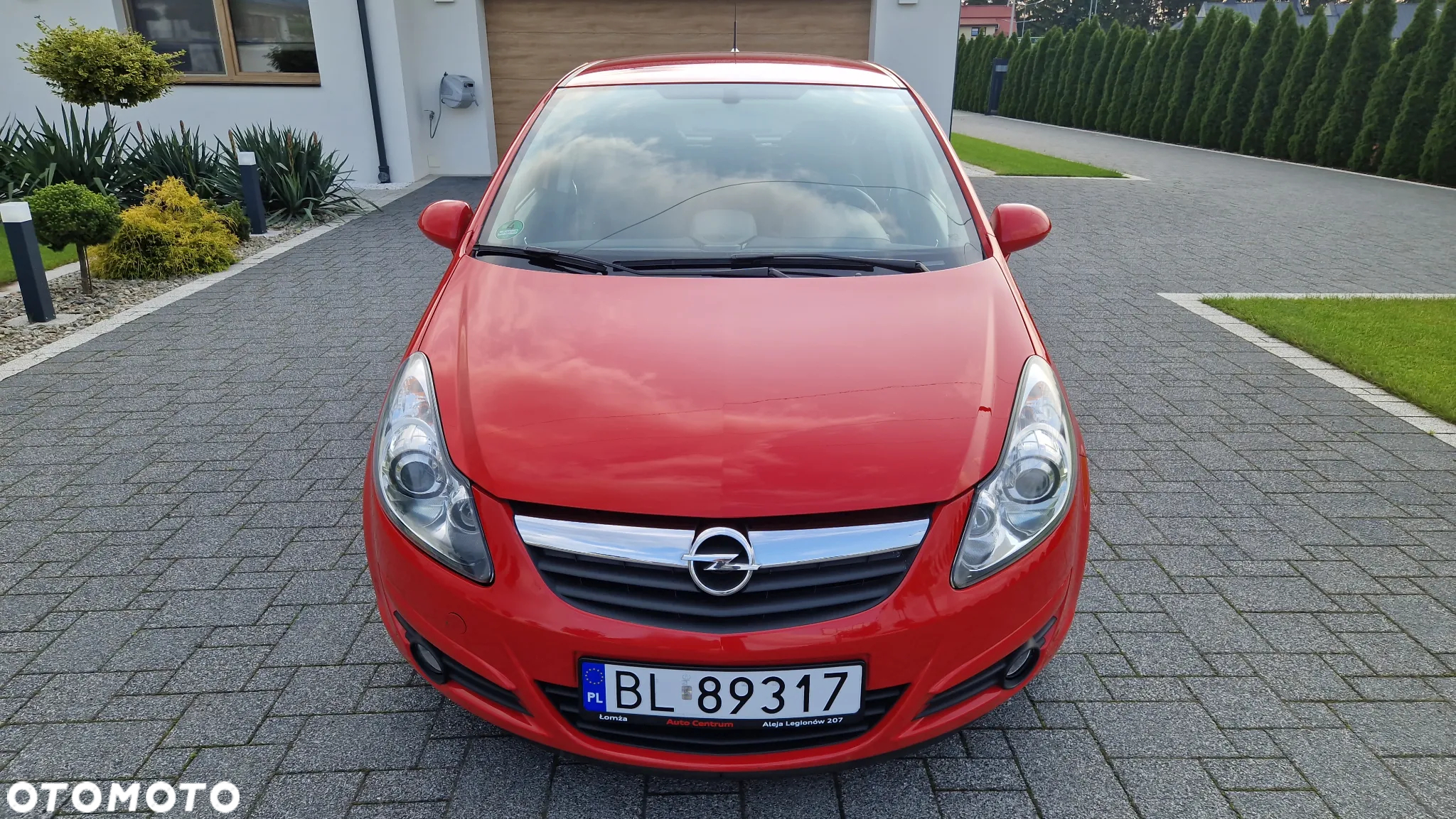 Opel Corsa 1.2 16V Cosmo - 2