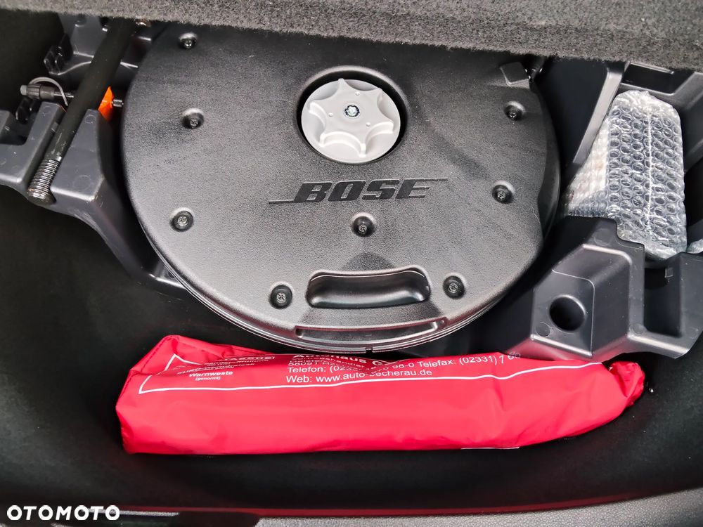 Renault Megane ENERGY TCe 130 BOSE EDITION - 36