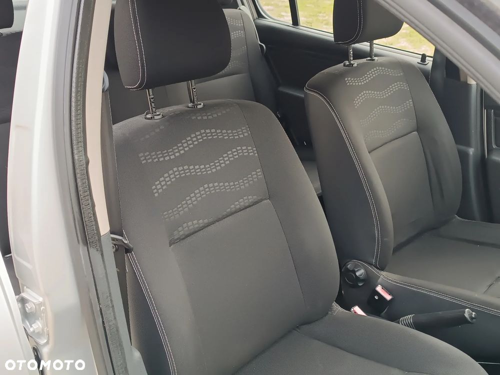 Dacia Sandero Stepway 1.6 - 9