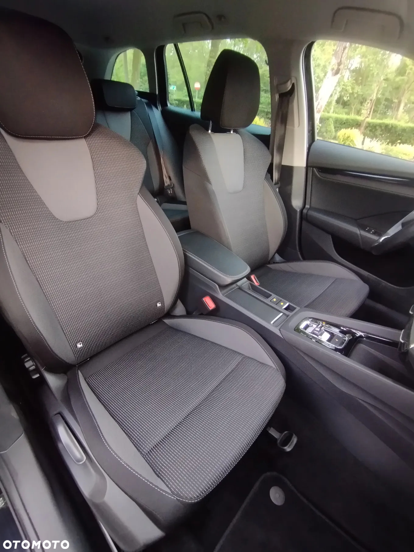Skoda Octavia 2.0 TDI DSG Ambition - 8