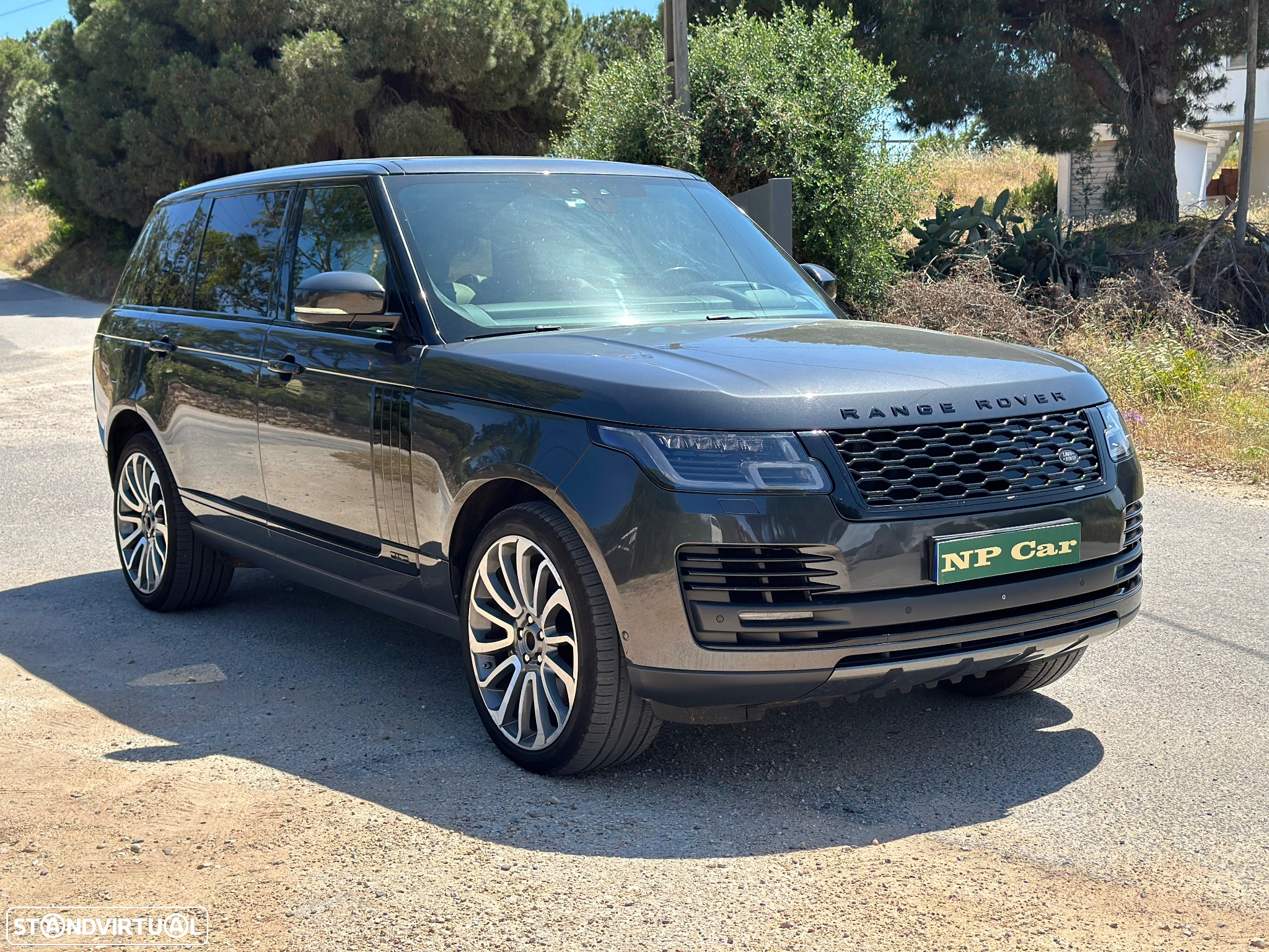 Land Rover Range Rover 2.0 Si4 PHEV LWB Autobiography - 3