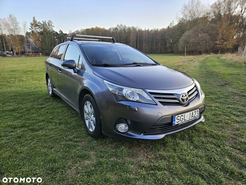 Toyota Avensis 2.0 D-4D Active - 1