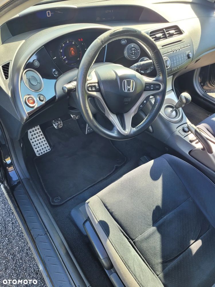 Honda Civic 1.8i-VTEC Sport - 10