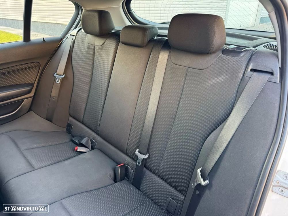 BMW 116 d EDynamics Line Sport - 27