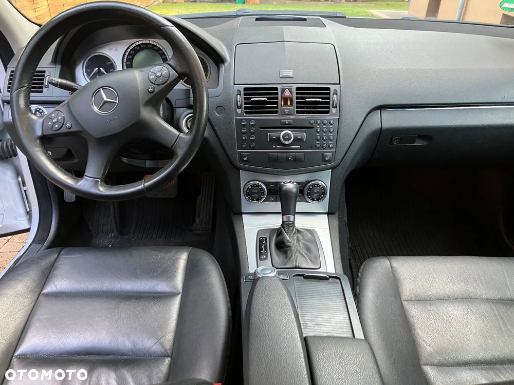 Mercedes-Benz Klasa C 350 7G-TRONIC Avantgarde - 25