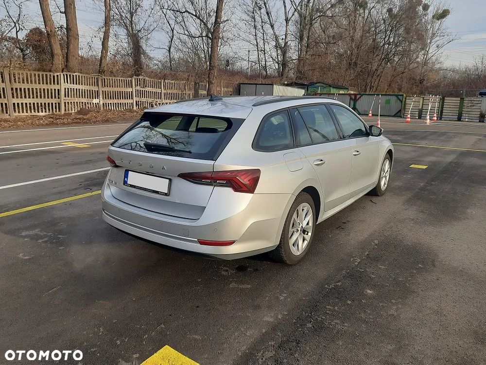 Skoda Octavia 2.0 TDI Ambition - 5
