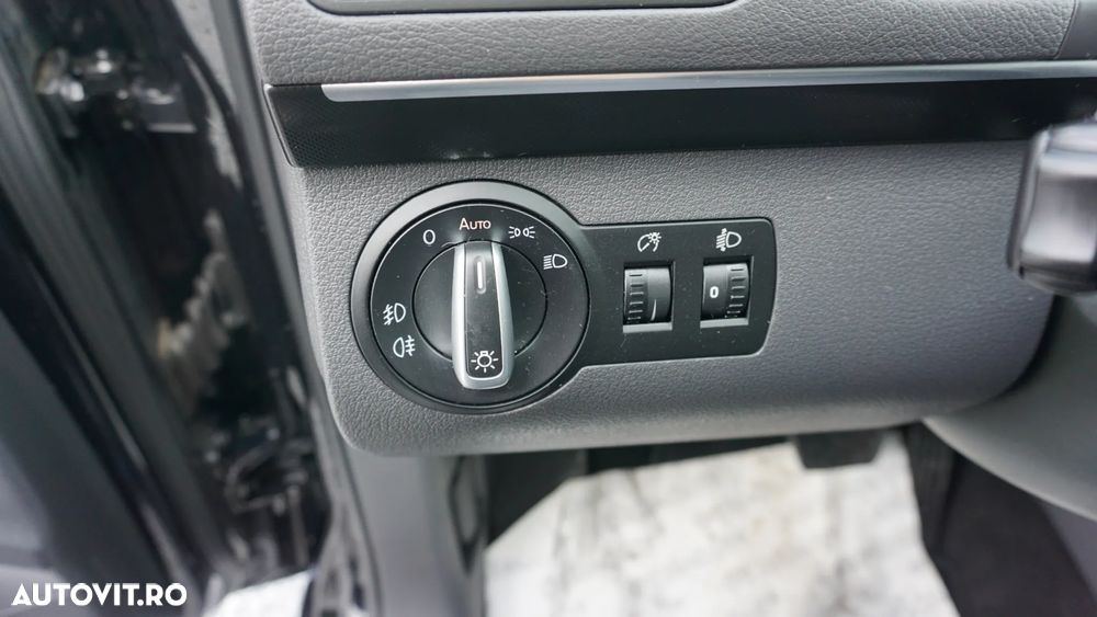 Volkswagen Touran 1.4 TSI DSG Comfortline - 16