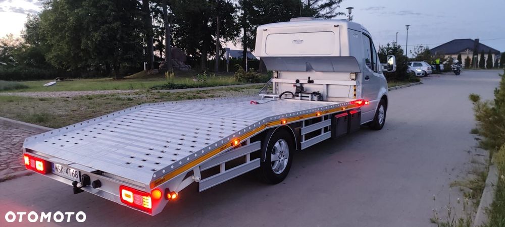 Mercedes-Benz Sprinter 907 3.0CDI 319 - 5