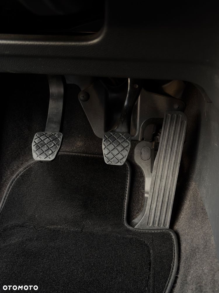 Volkswagen Golf 1.9 TDI Goal - 18