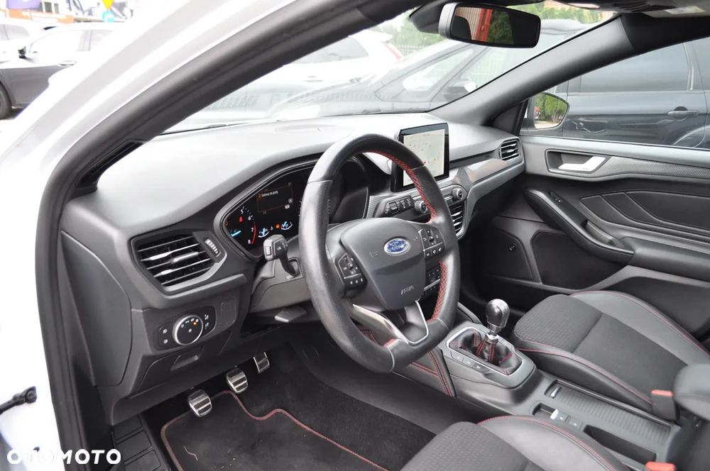 Ford Focus 1.0 EcoBoost Hybrid ST-LINE VIGNALE - 18