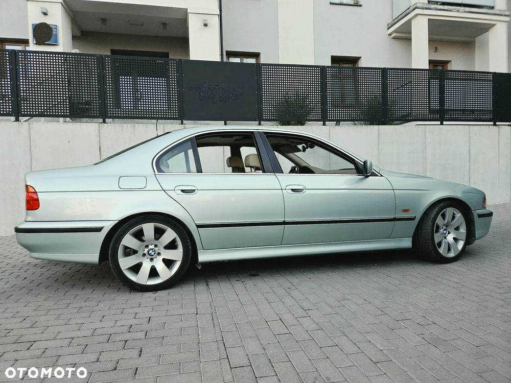 BMW Seria 5 - 1