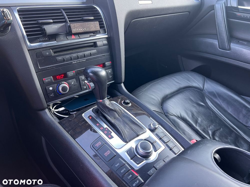 Audi Q7 - 9