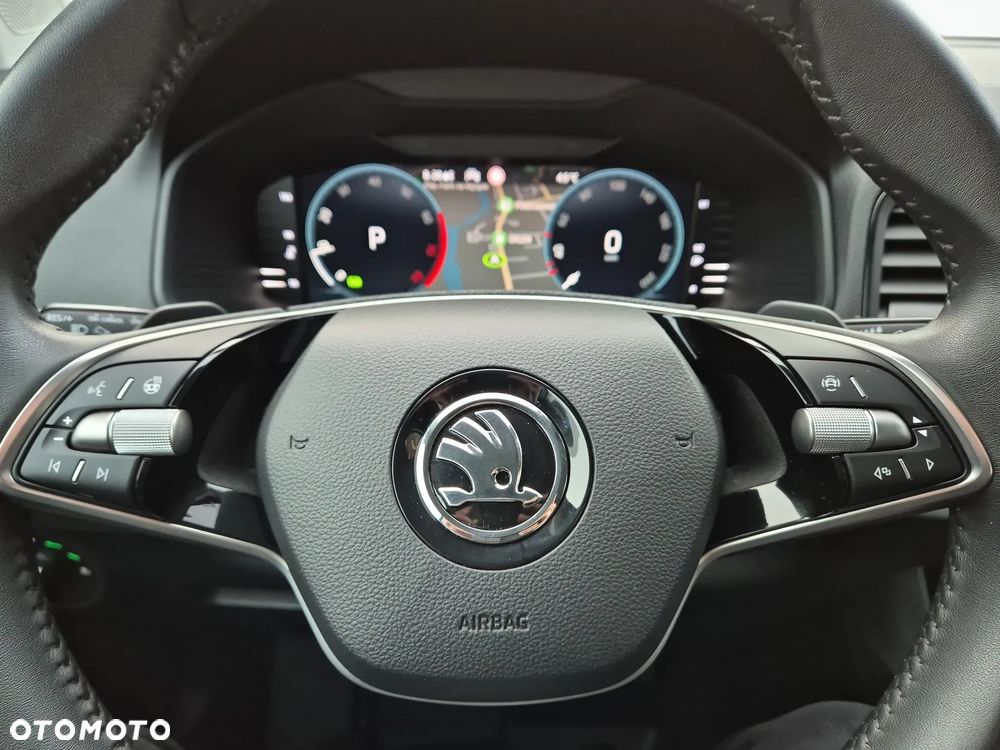 Skoda Karoq 1.5 TSI ACT Selection DSG - 17