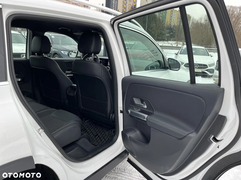 Mercedes-Benz EQB 250 70.5kWh Progressive 7os - 31