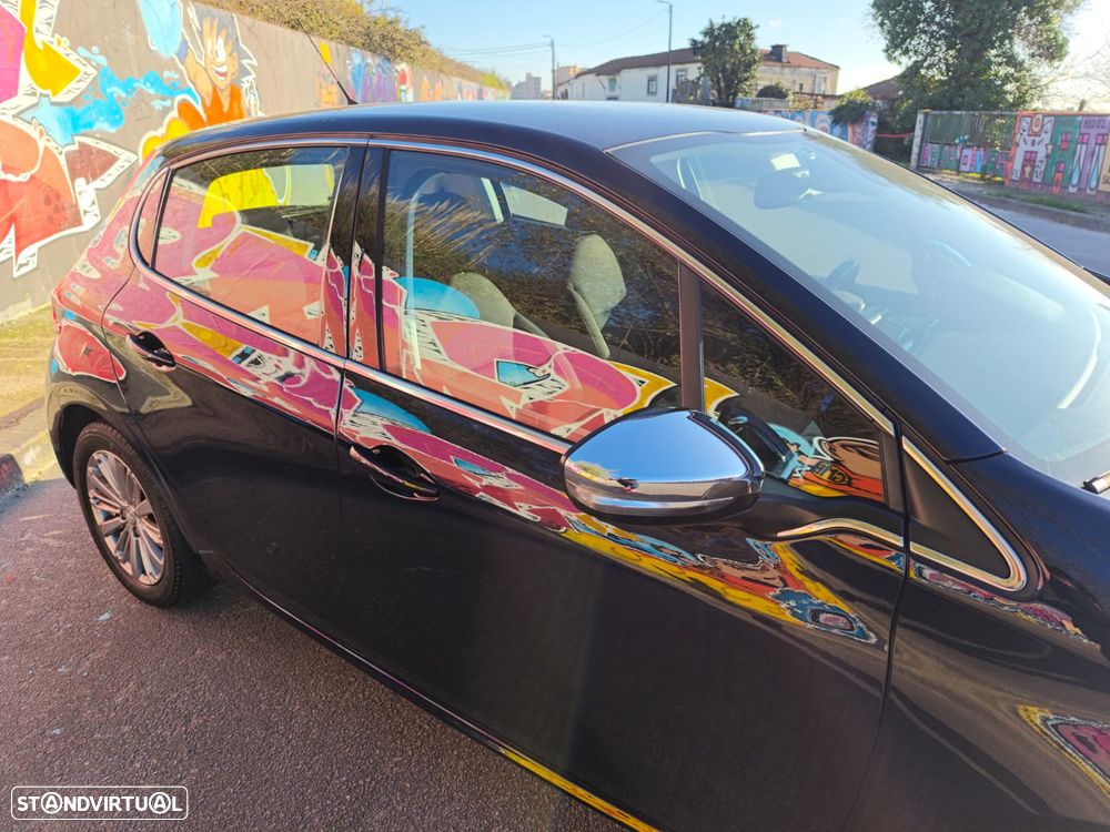 Peugeot 208 PureTech 110 Stop & Start Allure - 13