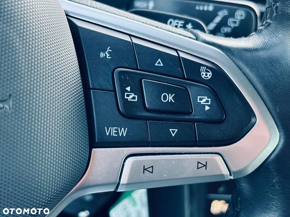 Volkswagen Tiguan 2.0 TSI 4Mot Urban Sport DSG - 25