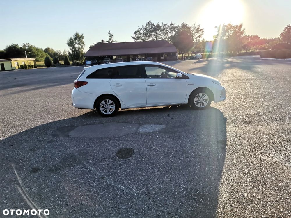 Toyota Auris - 18