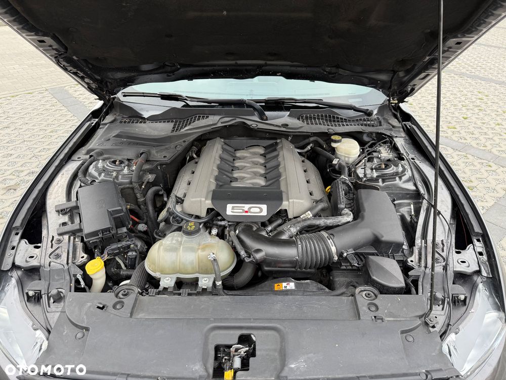 Ford Mustang 5.0 V8 GT - 5