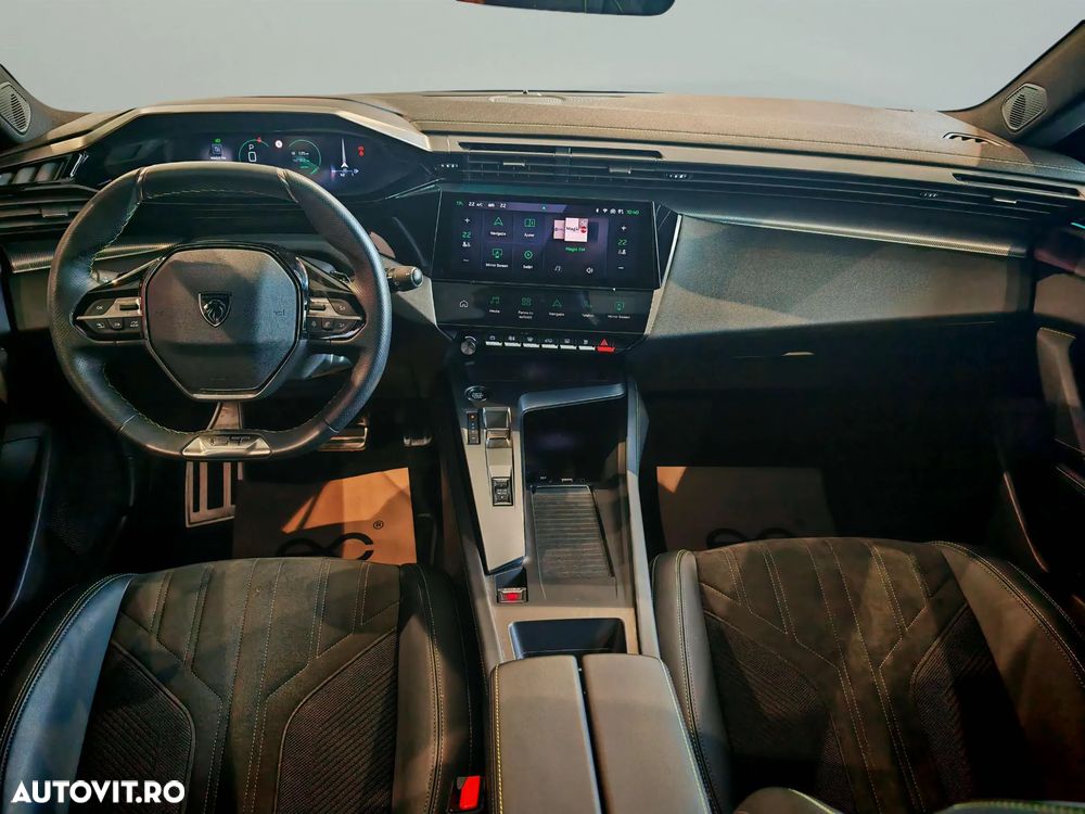 Peugeot 308 1.2L PureTech 130 S&S EAT8 GT - 12