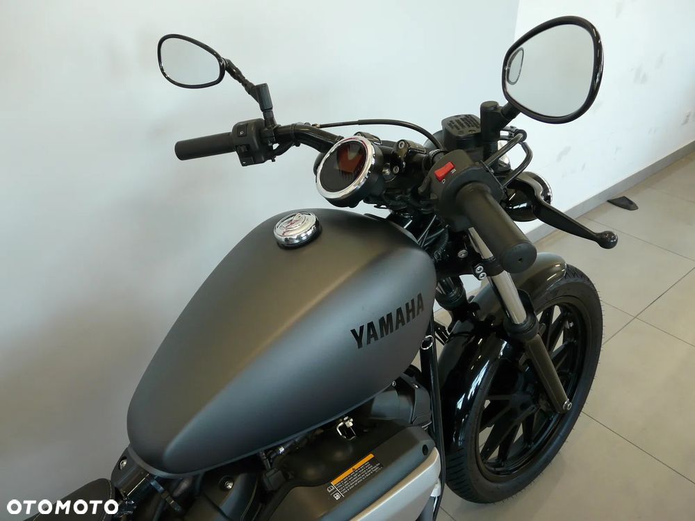 Yamaha XVS - 25