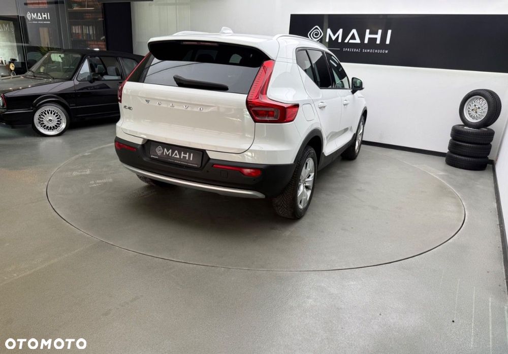 Volvo XC 40 T3 Momentum - 11