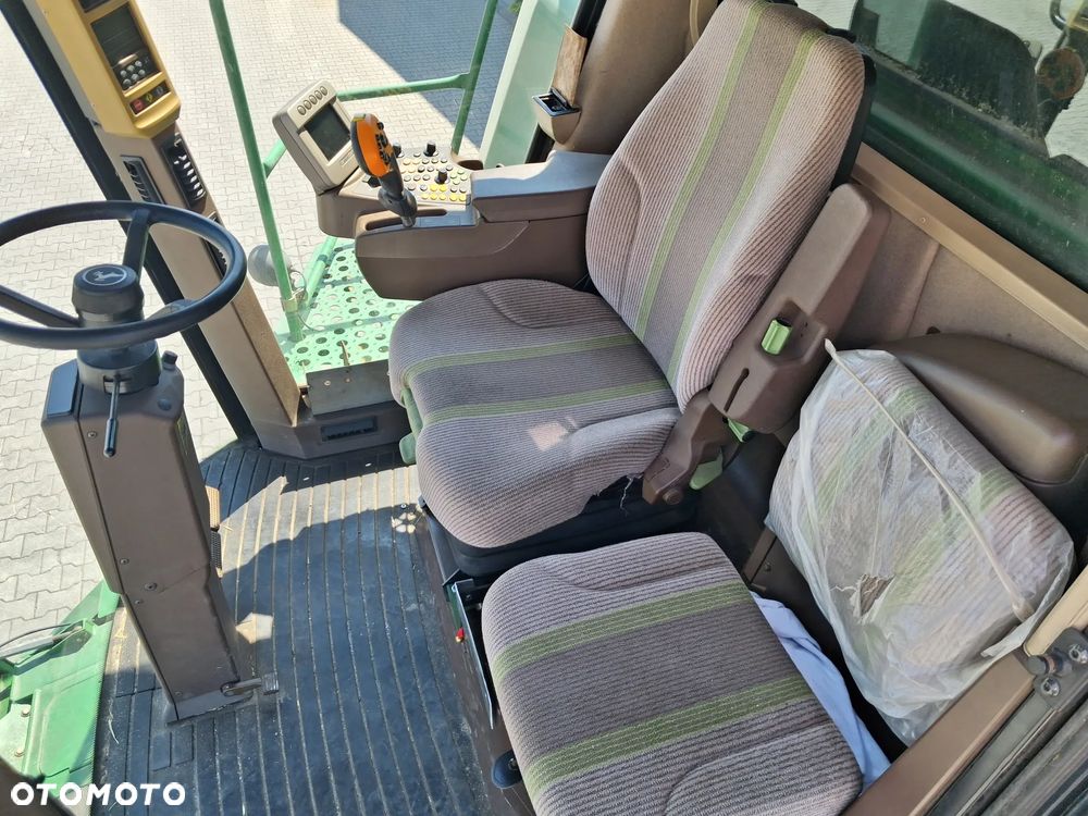 John Deere T 660i - 22