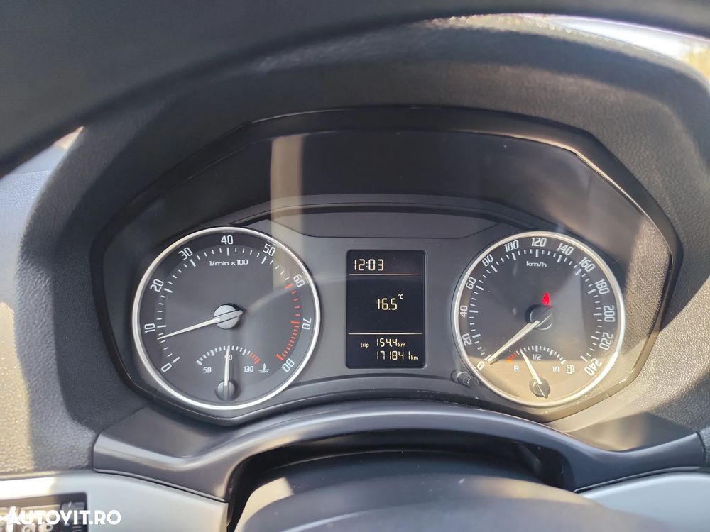 Skoda Octavia - 10