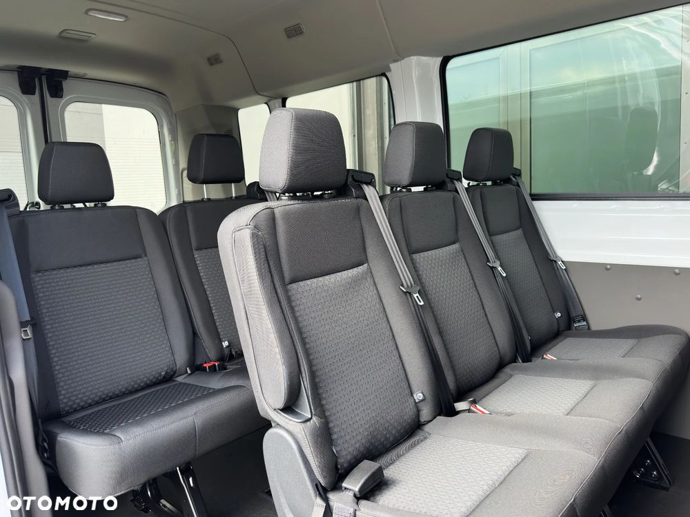 Ford Transit - 23