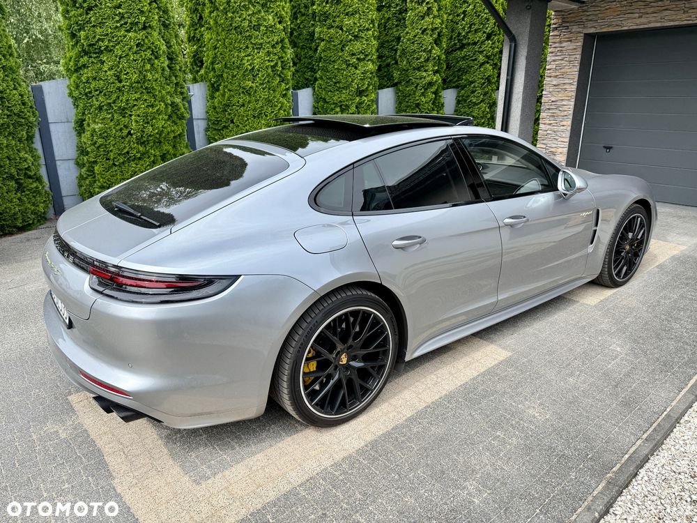 Porsche Panamera - 6