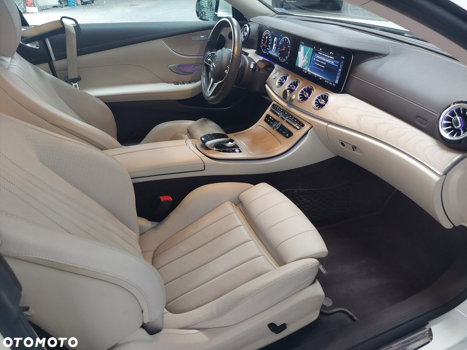 Mercedes-Benz Klasa E - 15